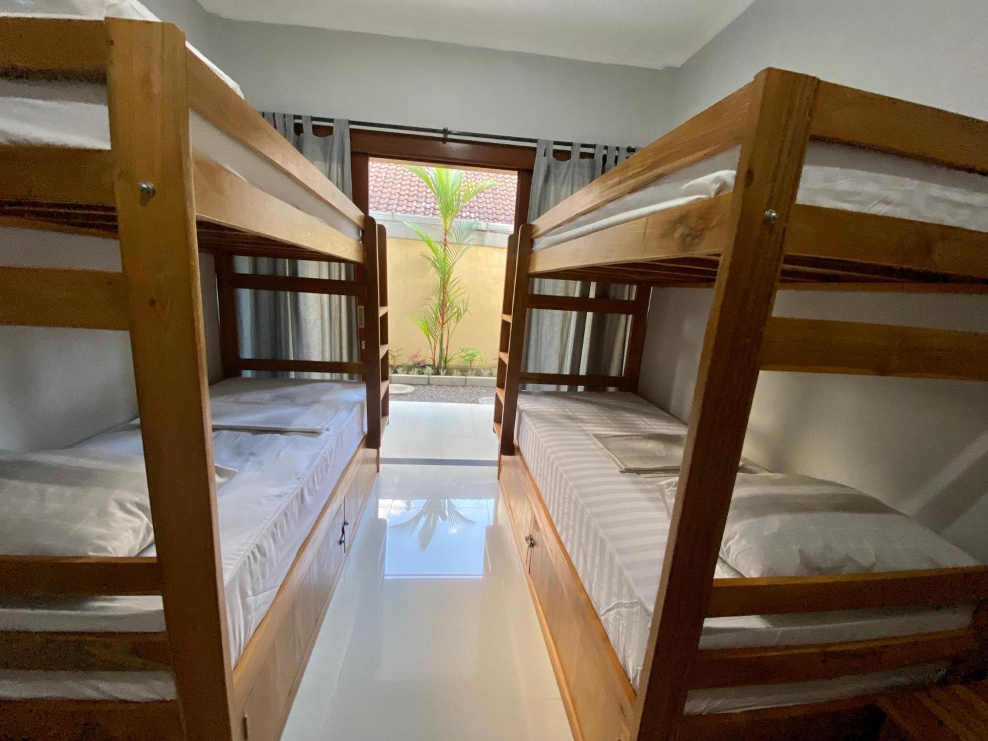 Amigos Guesthouse & Hostel Canggu Kültér fotó